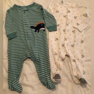 Bundle: 3-6m Carter’s footed pjs, 2 pairs
